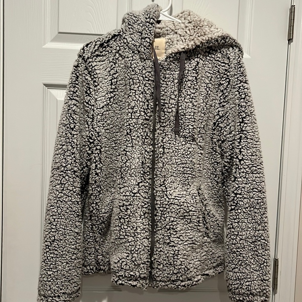Thread & Supply sherpa jacket w hood